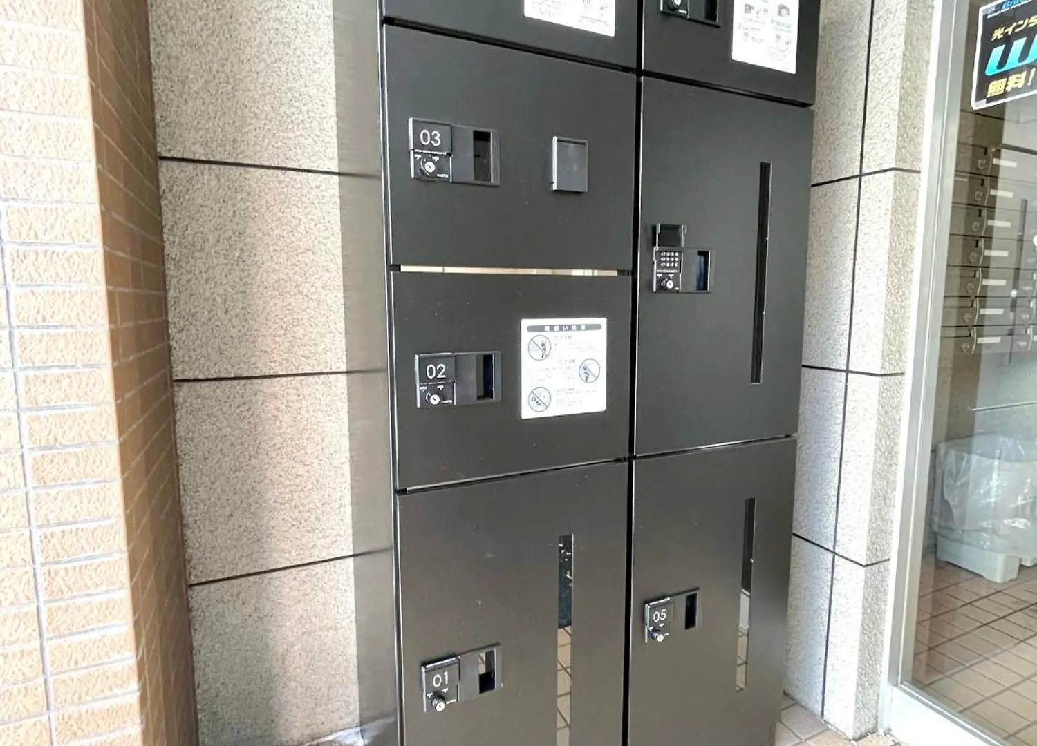 דירות 8-1札幌駅徒歩7分の好立地マンション　利便性良しで広い室内空間  סאפורו